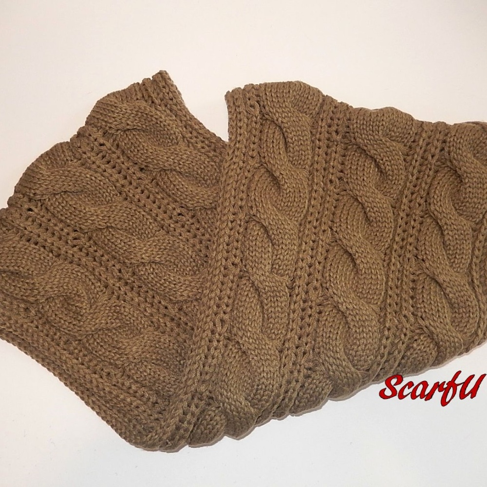 Chunky Solid Color Cable Knitted Infinity Scarf - image 6